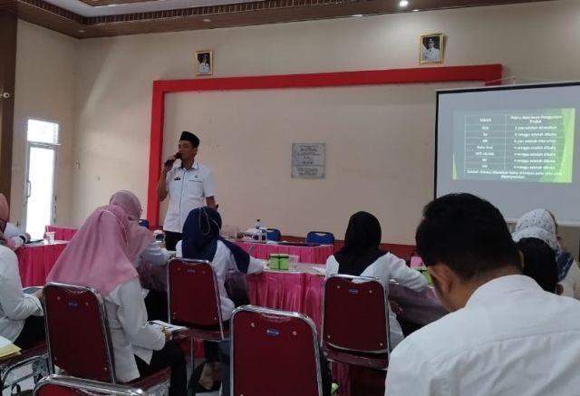 MONITORING DAN EVALUASI PERBEKALAN FARMASI